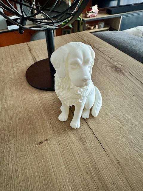 Zittende Golden Retriever – Decoratief beeld