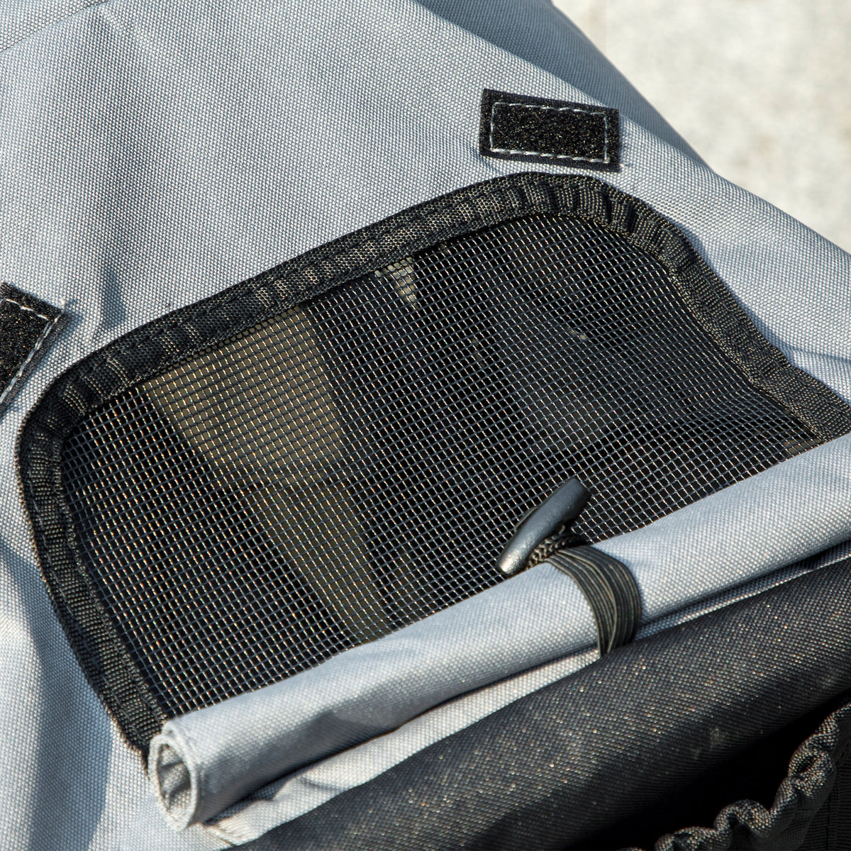 Poussette pour chien pliable avec panier de rangement, coussin lavable, roues en caoutchouc et auvent réglable, gris