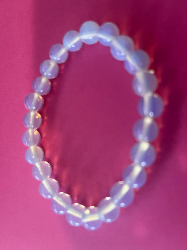 Opaliet armband (8 mm kralen)